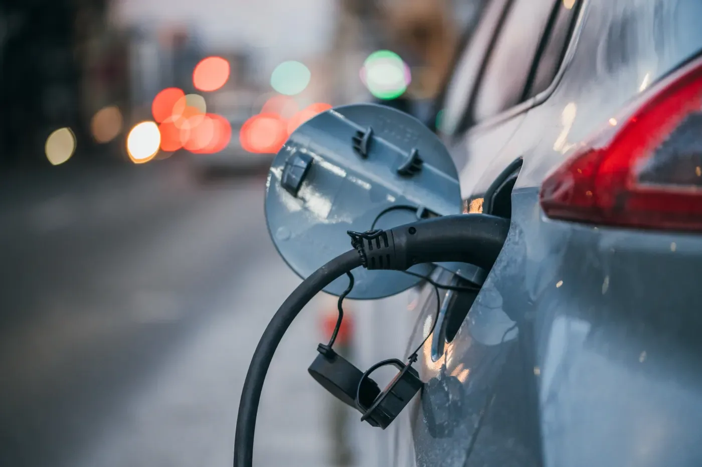 Borne de recharge IRVE à Lyon